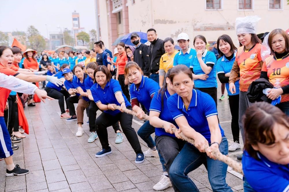Hội LHPN huyện Đông Anh: Sôi nổi ngày hội thể thao “Vì sự tiến bộ phụ nữ” năm 2025 - ảnh 9