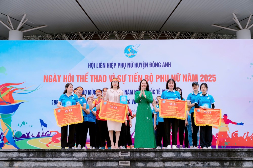 Hội LHPN huyện Đông Anh: Sôi nổi ngày hội thể thao “Vì sự tiến bộ phụ nữ” năm 2025 - ảnh 12