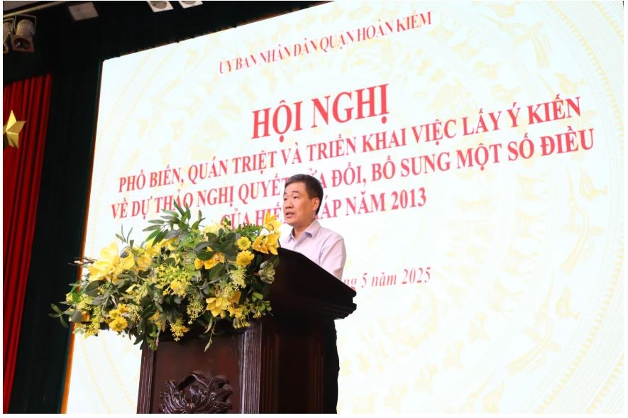 Quận Hoàn Kiếm: Triển khai lấy ý kiến về dự thảo Nghị quyết sửa đổi, bổ sung một số điều của Hiến pháp năm 2013 - ảnh 2