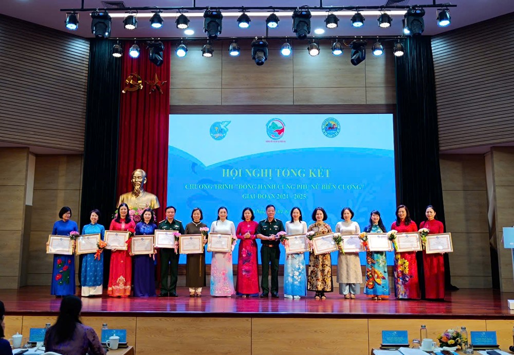Hội LHPN Việt Nam: Tổng kết Chương trình “Đồng hành cùng phụ nữ biên cương” giai đoạn 2021-2025  - ảnh 1