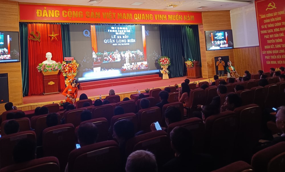 Đồng chí Đường Hoài Nam giữ chức Bí thư Đảng uỷ phường Việt Hưng, TP Hà Nội - ảnh 5