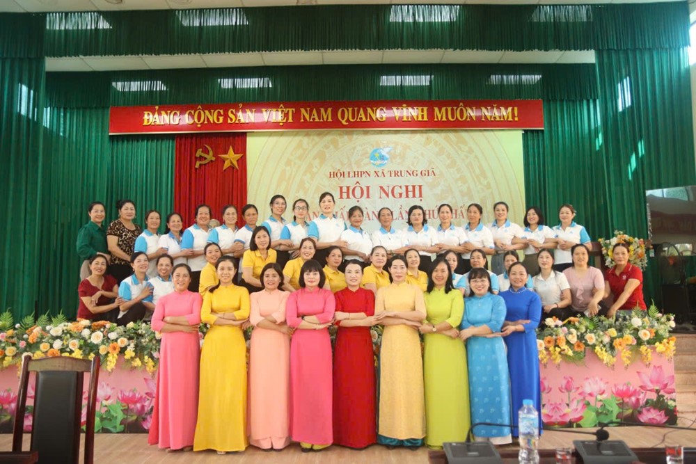 Hội LHPN xã Trung Giã, TP Hà Nội: Tổ chức hội nghị Ban chấp hành lần thứ Nhất - ảnh 1