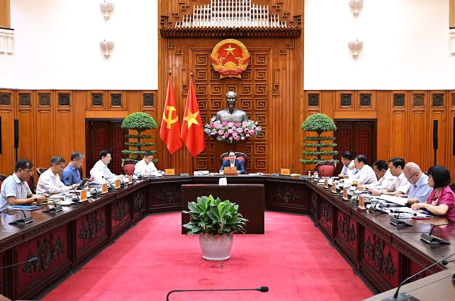 Thường trực Chính phủ cho ý kiến về 2 dự án luật và đề xuất chương trình lập pháp 2026 - ảnh 2