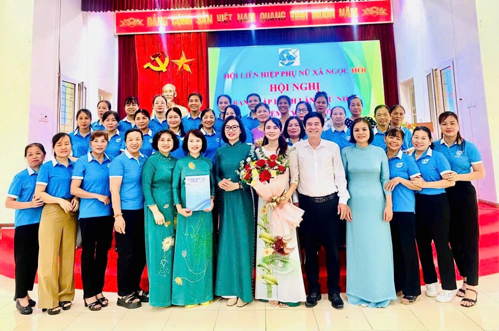 Hội LHPN xã Ngọc Hồi, TP Hà Nội: Công bố các quyết định về công tác cán bộ và tổ chức Hội - ảnh 1