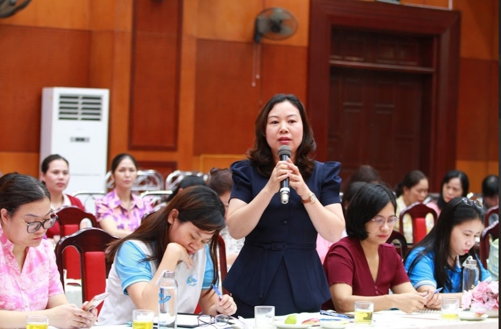 Phụ nữ say mê với công tác Hội góp phần xây dựng Thủ đô phát triển trong tình hình mới - ảnh 4