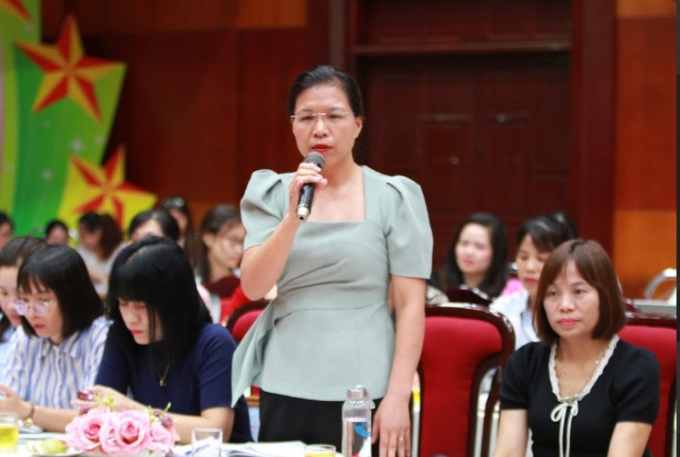 Phụ nữ say mê với công tác Hội góp phần xây dựng Thủ đô phát triển trong tình hình mới - ảnh 9