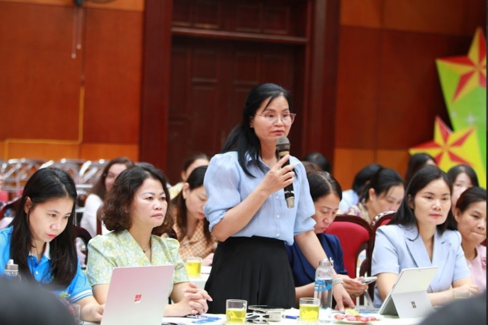 Phụ nữ say mê với công tác Hội góp phần xây dựng Thủ đô phát triển trong tình hình mới - ảnh 10