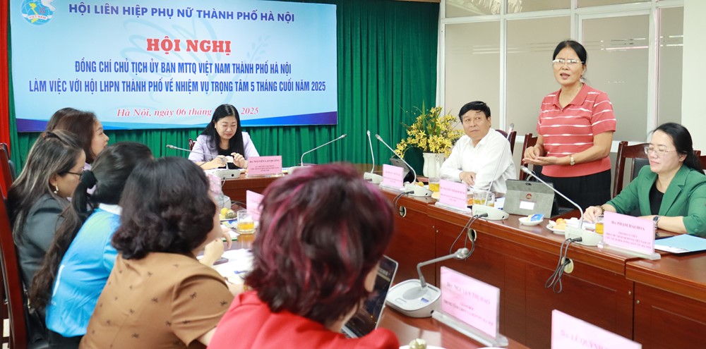 Hoạt động của Hội Phụ nữ Hà Nội có chiều sâu, khẳng định vai trò, vị thế của phụ nữ Thủ đô trong tình hình mới - ảnh 4