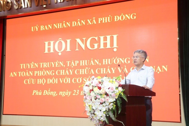 Xã Phù Đổng: Tập huấp về an toàn phòng cháy chữa cháy và cứu nạn cứu hộ cho cán bộ và người dân - ảnh 1