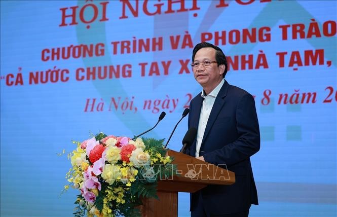 Thủ tướng chủ trì Hội nghị tổng kết Chương trình và Phong trào thi đua 'Cả nước chung tay xóa nhà tạm, nhà dột nát' - ảnh 4