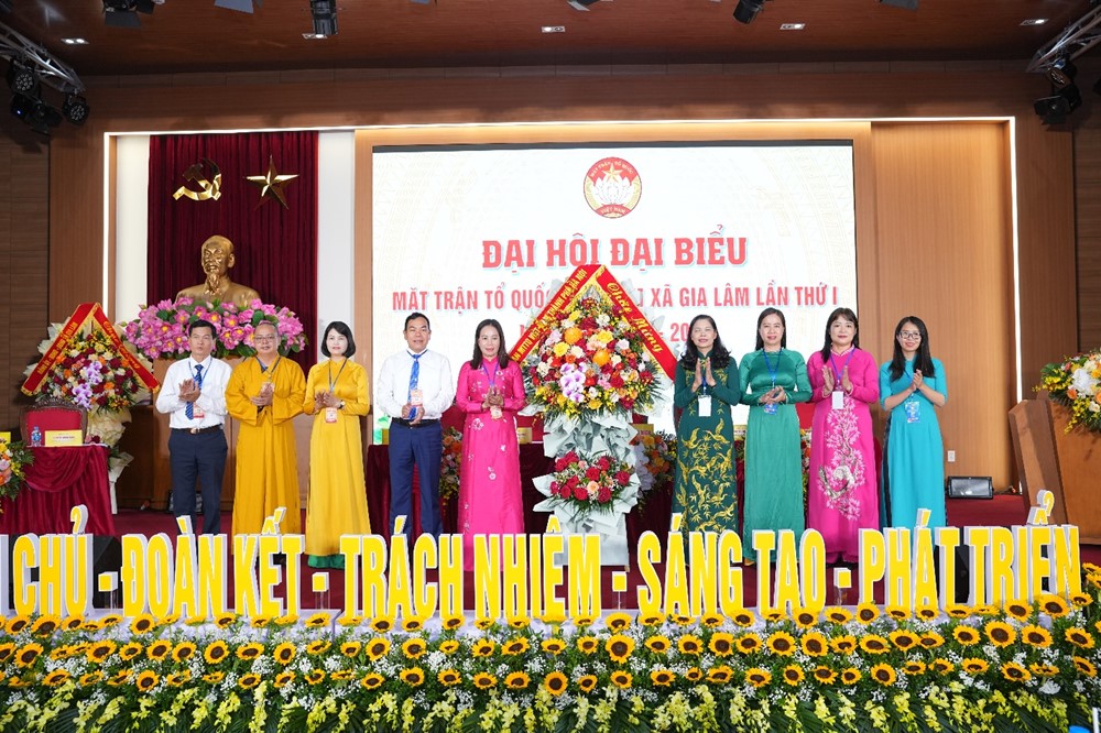  Phát huy sức mạnh khối đại đoàn kết toàn dân, xây dựng xã Gia Lâm sáng - xanh - sạch - đẹp - ảnh 2