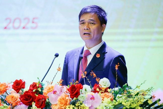Bàn giải pháp nâng cao chất lượng cán bộ, đảng viên trong mỗi chi bộ - ảnh 3