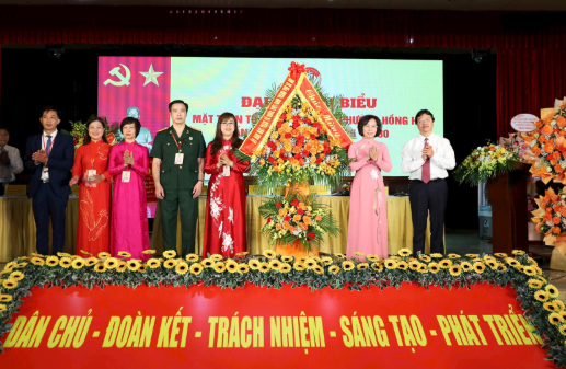 Thực hiện tốt phương châm “Lấy sức dân để phục vụ đời sống của dân”  - ảnh 6