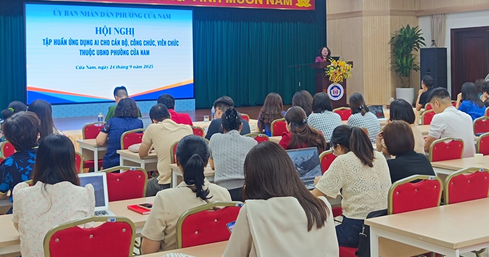 Phường Cửa Nam: Tỷ lệ người dân sử dụng dịch vụ công trực tuyến tăng mạnh - ảnh 3