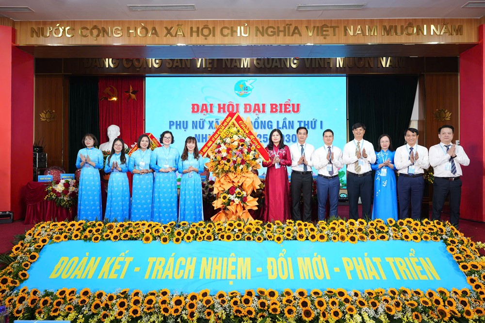 Phụ nữ xã Phù Đổng phát huy truyền thống, tích cực đổi mới sáng tạo - ảnh 3