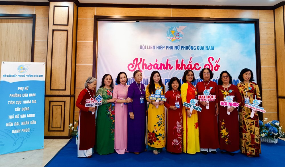 Hoàn thành Đại hội đại biểu phụ nữ lần thứ I, nhiệm kỳ 2025-2030 Hà Nội: 126/126 xã, phường đã t - ảnh 14