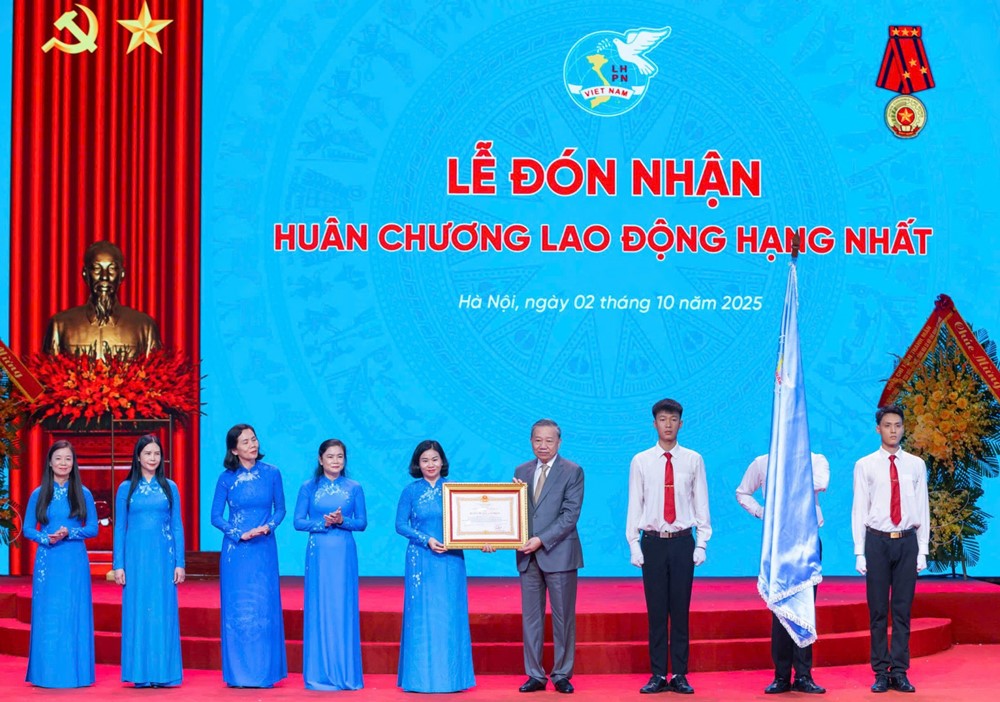 Tổng Bí thư Tô Lâm: Hội Liên hiệp Phụ nữ Việt Nam xứng đáng là địa chỉ tin cậy của phụ nữ cả nước - ảnh 4