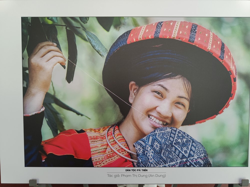 Khai mạc triển lãm ảnh “Sắc màu cuộc sống các dân tộc Việt Nam” tại Hà Nội - ảnh 4