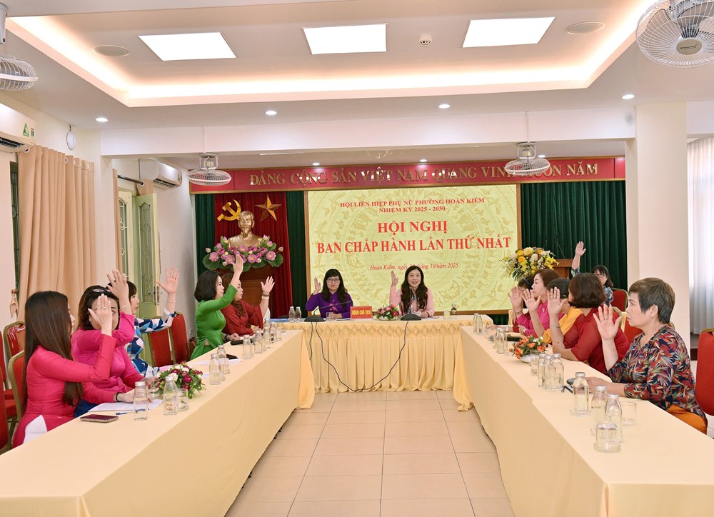 Hội LHPN phường Hoàn Kiếm tổ chức hội nghị Ban Chấp hành lần thứ Nhất - ảnh 1