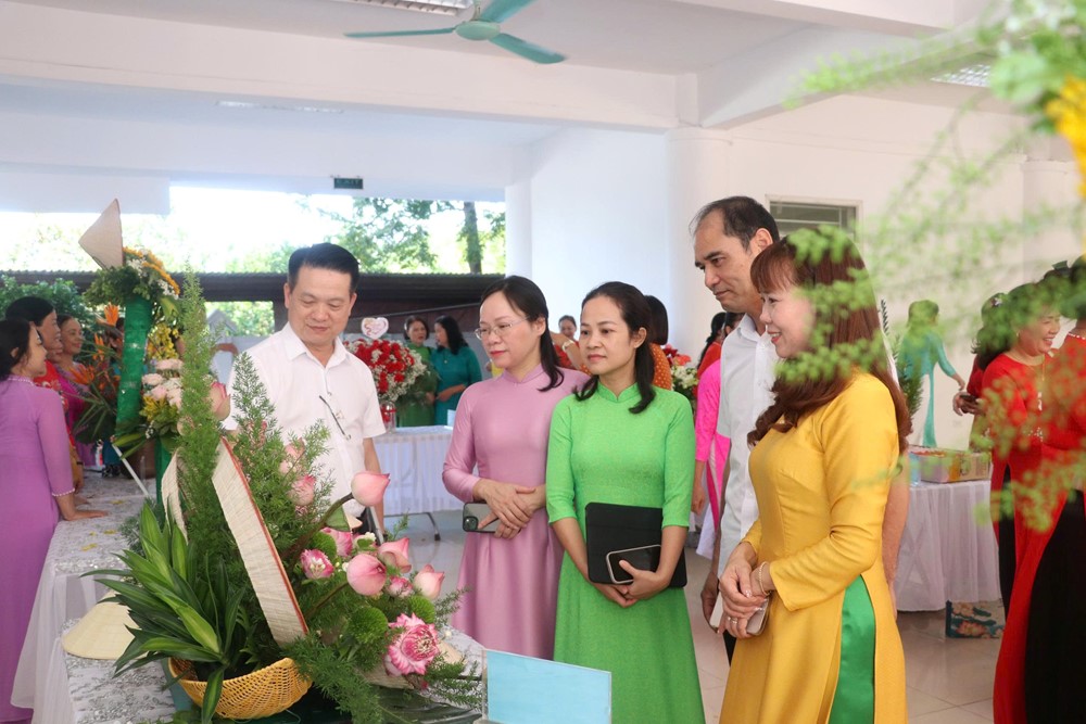 Hội Phụ nữ xã Phù Đổng xứng đáng là địa chỉ tin cậy của chị em phụ nữ - ảnh 4