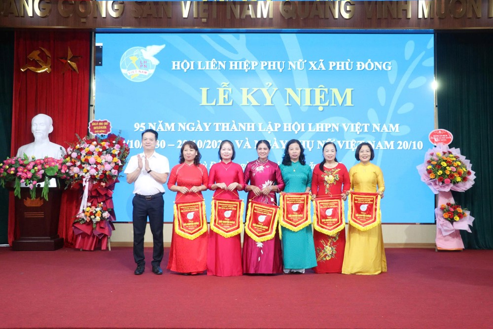 Hội Phụ nữ xã Phù Đổng xứng đáng là địa chỉ tin cậy của chị em phụ nữ - ảnh 17