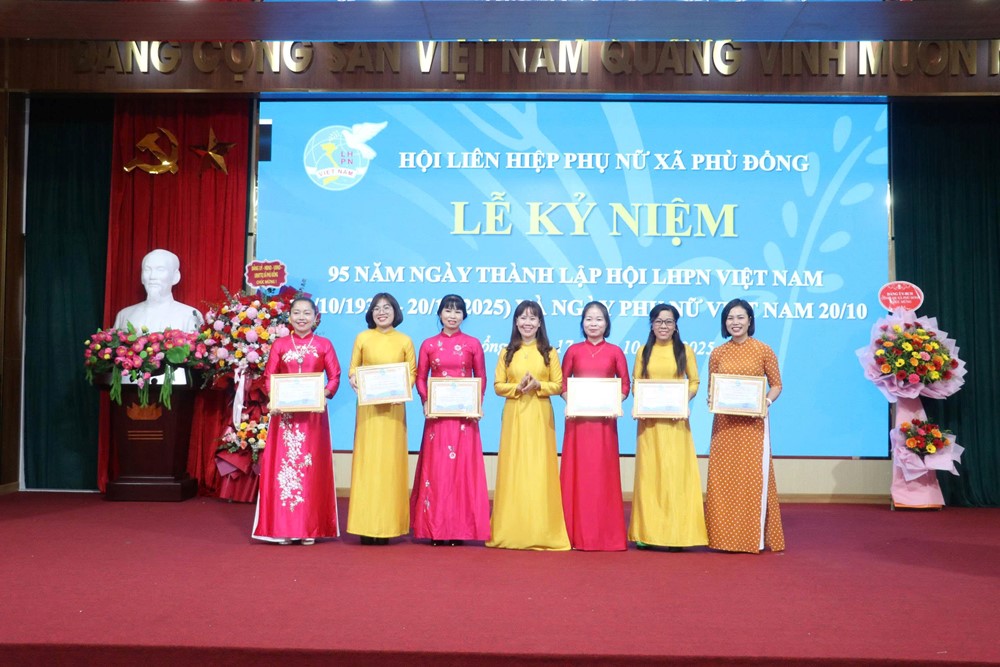 Hội Phụ nữ xã Phù Đổng xứng đáng là địa chỉ tin cậy của chị em phụ nữ - ảnh 18