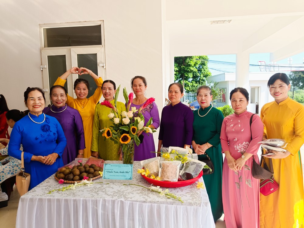 Hội Phụ nữ xã Phù Đổng xứng đáng là địa chỉ tin cậy của chị em phụ nữ - ảnh 6