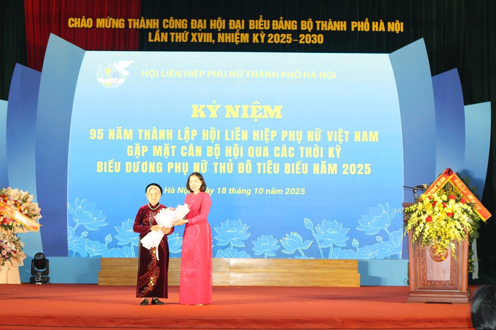 Phụ nữ Thủ đô tự hào với những dấu ấn lịch sử trong 95 năm qua  - ảnh 5