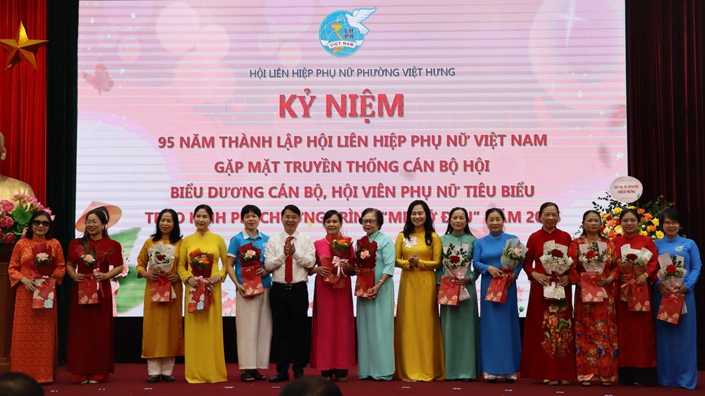 Hội LHPN phường Việt Hưng xây dựng tổ chức Hội vững mạnh toàn diện - ảnh 6