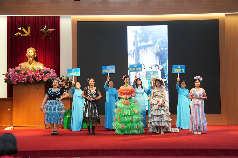 Hội thi “Sắc màu phụ nữ Gia Lâm” tôn vinh, biểu dương tài năng của chị em phụ nữ  - ảnh 8