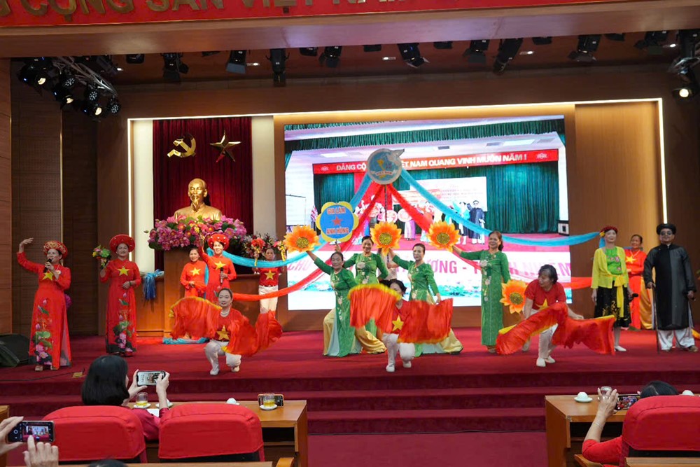Hội thi “Sắc màu phụ nữ Gia Lâm” tôn vinh, biểu dương tài năng của chị em phụ nữ  - ảnh 3