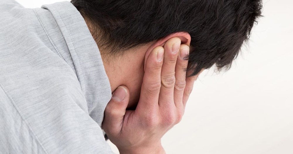 Hơn 1 tỷ người có nguy cơ bị điếc do dùng tai nghe - ảnh 1
