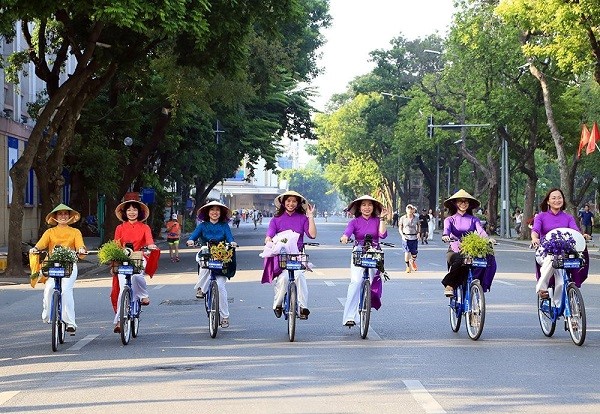 Hà Nội kích cầu, thu hút khách du lịch dịp nghỉ lễ - ảnh 1