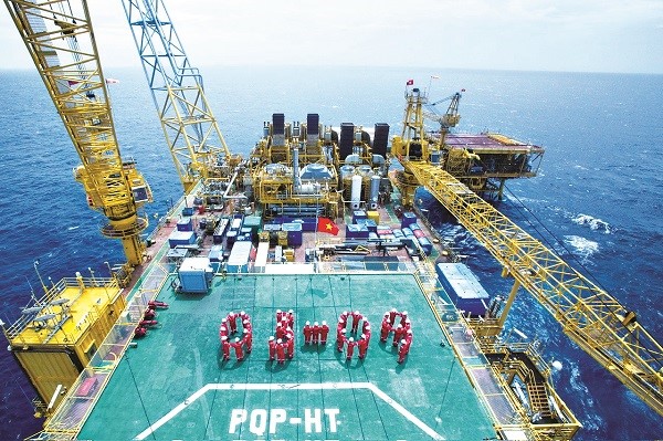 Petrovietnam - 48 năm phát triển cùng đất nước - ảnh 1