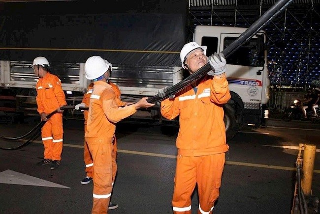 Vì sao hóa đơn tiền điện liên tiếp tăng cao? - ảnh 1