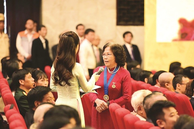 Để Hà Nội là nơi “phát sáng nhân tài khai phóng trí tuệ, lan tỏa nhân văn” - ảnh 4