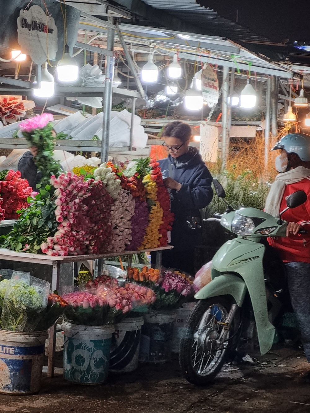Chợ hoa vắng khách ngày giáp Tết - ảnh 5