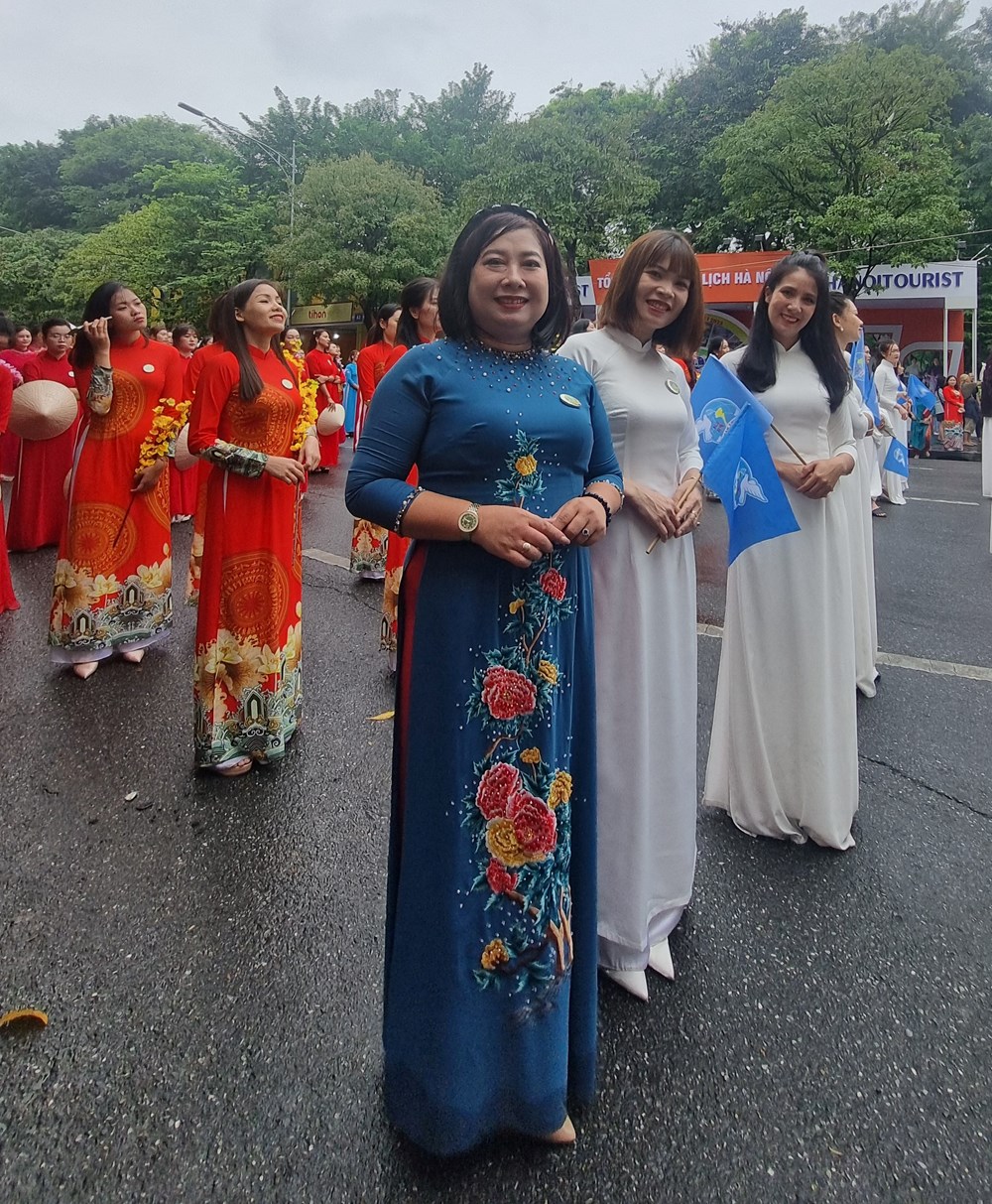 Mỗi hội viên phụ nữ Thủ đô sẽ là một đại sứ du lịch với áo dài truyền thống của dân tộc  - ảnh 12