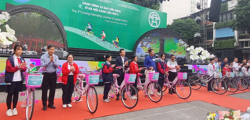 Hành trình xe đạp hữu nghị vì Hà Nội xanh năm 2023 - ảnh 3