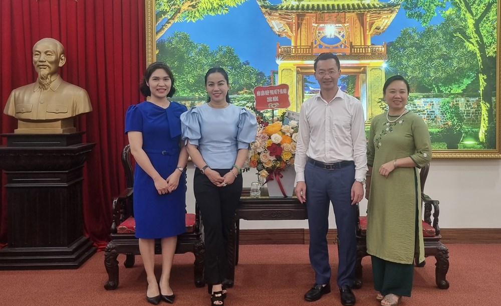 Hội LHPN Hà Nội chúc mừng ngày thành lập ngành Thể thao Việt Nam - ảnh 1
