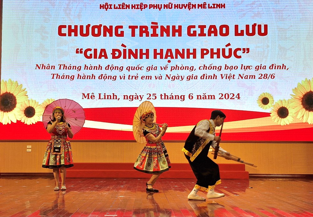 Hội LHPN Huyện Mê Linh: Giao lưu “Gia đình hạnh phúc”, trổ tài với “Bữa cơm gia đình”  - ảnh 10