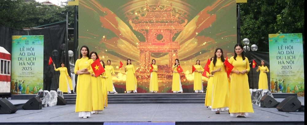 Tháng 10/2024 diễn ra Lễ hội Áo dài Du lịch Hà Nội 2024  - ảnh 1