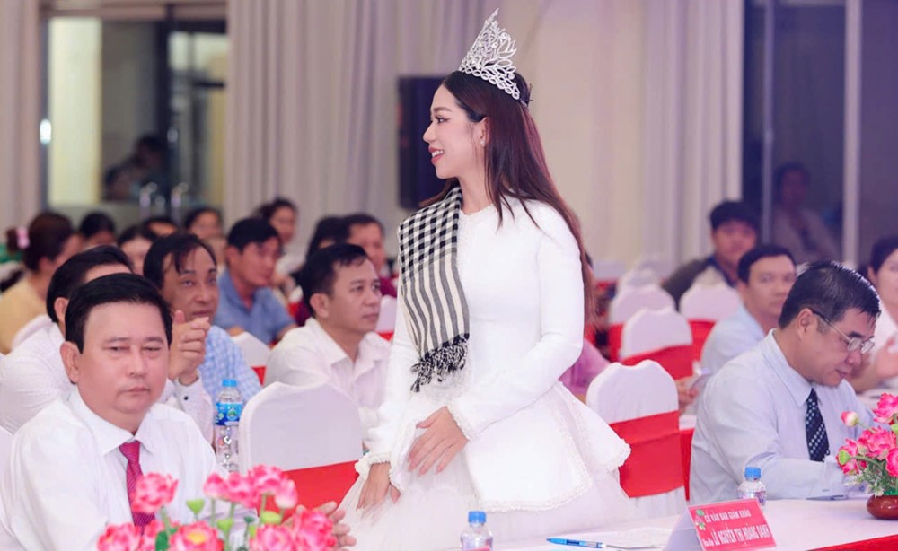 Hoa hậu Nhân ái Hoàng Oanh tham gia giám khảo Hội thi Nét duyên áo bà ba 2024   - ảnh 1