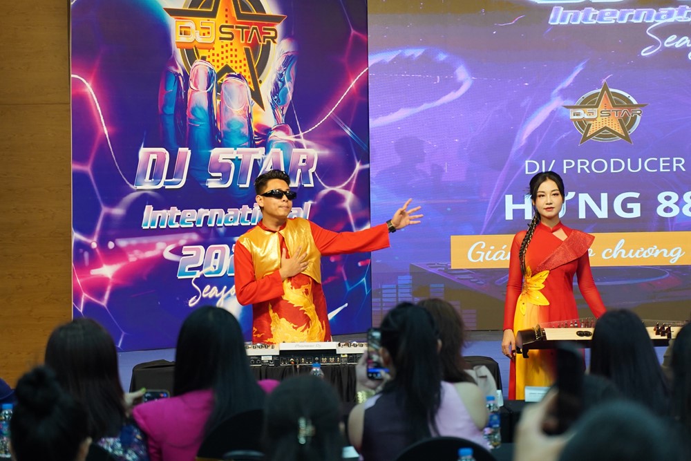 DJ Star Ss3 - Lan tỏa tình yêu của giới trẻ với dòng nhạc điện tử  - ảnh 1