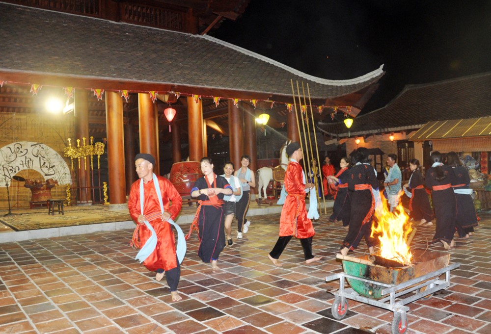 Những lễ hội lớn ở miền Bắc không thể bỏ qua khi du Xuân - ảnh 3