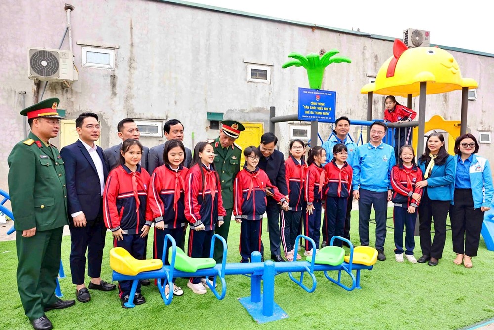 Thành Đoàn Hà Nội phát động “Tết trồng cây Đời đời nhớ ơn Bác Hồ” xuân Ất Tỵ  - ảnh 8