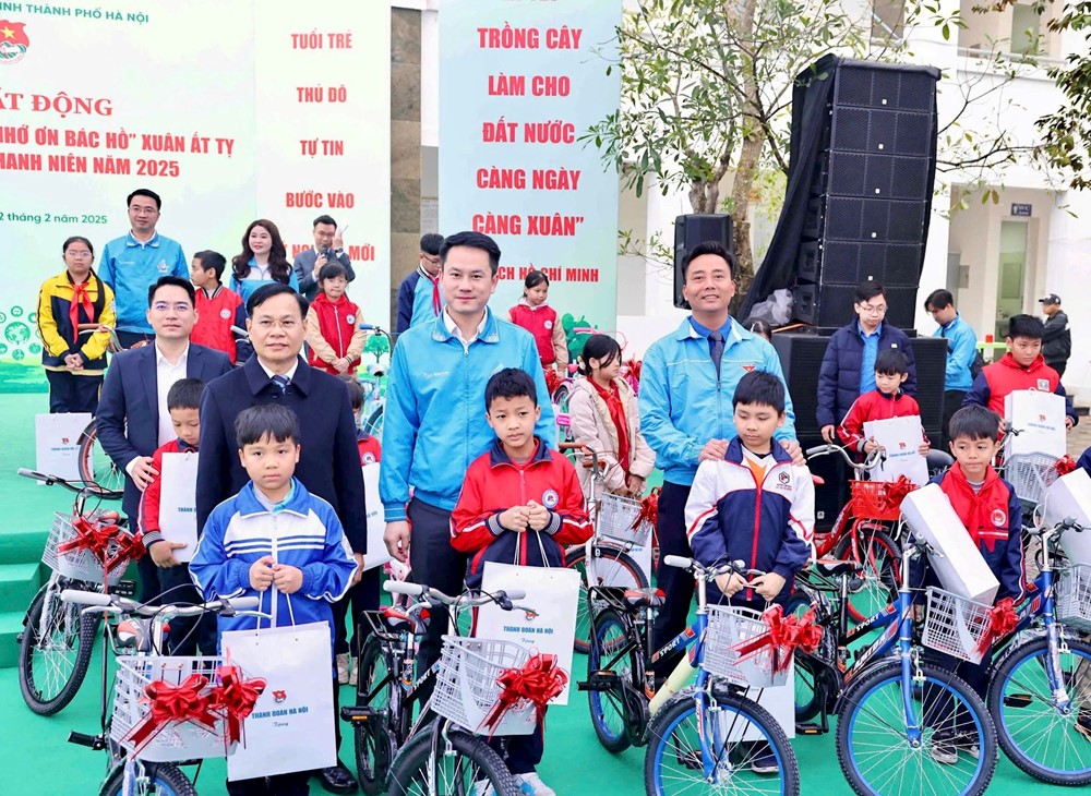 Thành Đoàn Hà Nội phát động “Tết trồng cây Đời đời nhớ ơn Bác Hồ” xuân Ất Tỵ  - ảnh 5