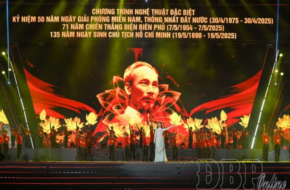 Ấn tượng chương trình nghệ thuật đặc biệt Non sông gấm vóc - Một dải vinh quang - ảnh 2
