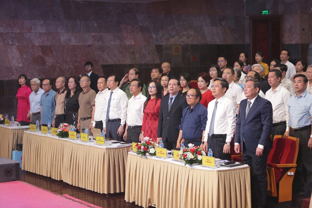 Tạp chí Người Hà Nội kỷ niệm 40 năm ngày thành lập và đón nhận Huân chương Lao động hạng Nhì - ảnh 1