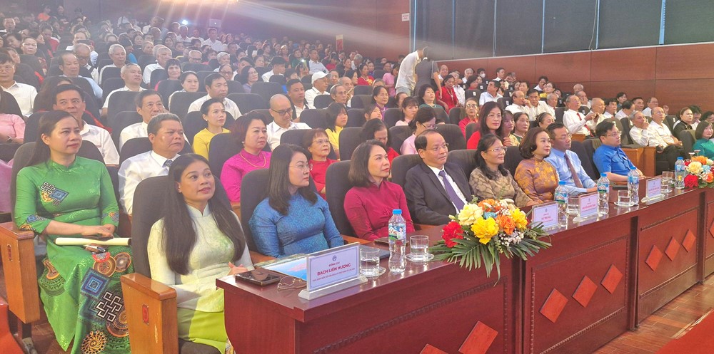 Tôn vinh 80 gia đình văn hóa tiêu biểu Thủ đô năm 2025  - ảnh 1